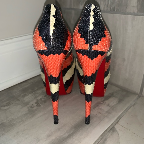 Water Snake Heels - Picture 5 of 5